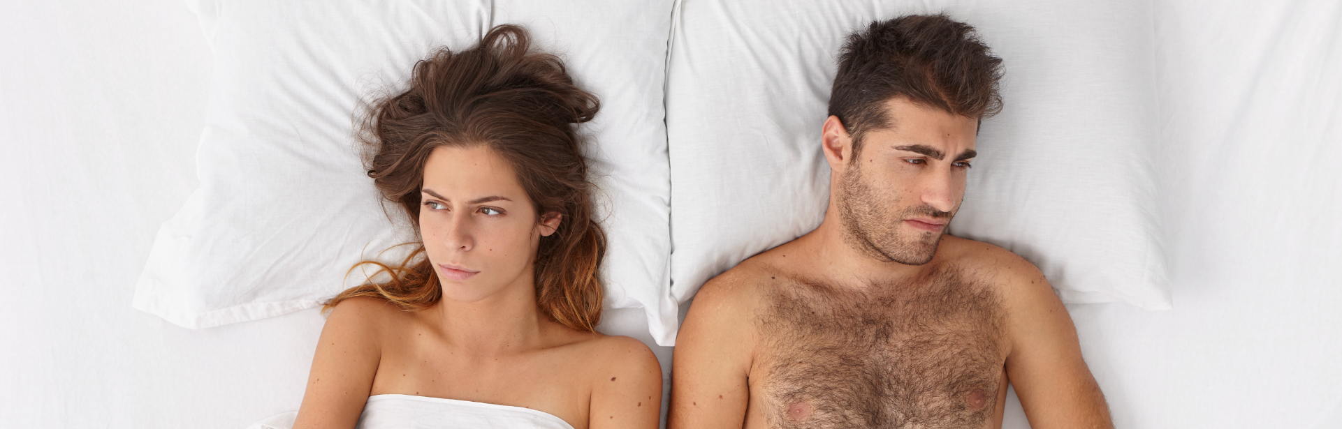 Pareja en la cama